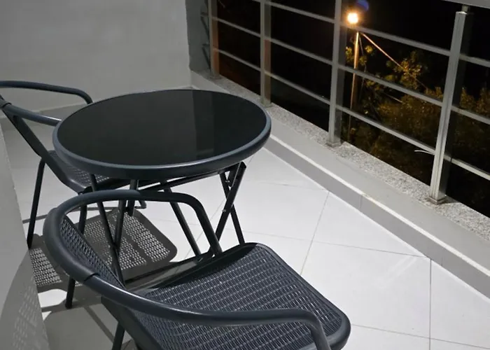 Sunrise Апартаменты Тирана