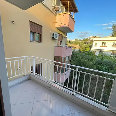 Sunrise Apartament *